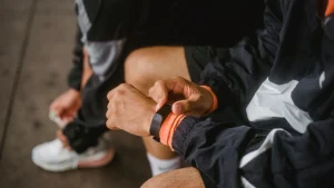 Garmin ou Fitbit pour le running : quel choix ?