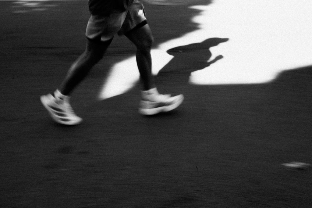 Garmin ou Fitbit pour le running : quel choix ?